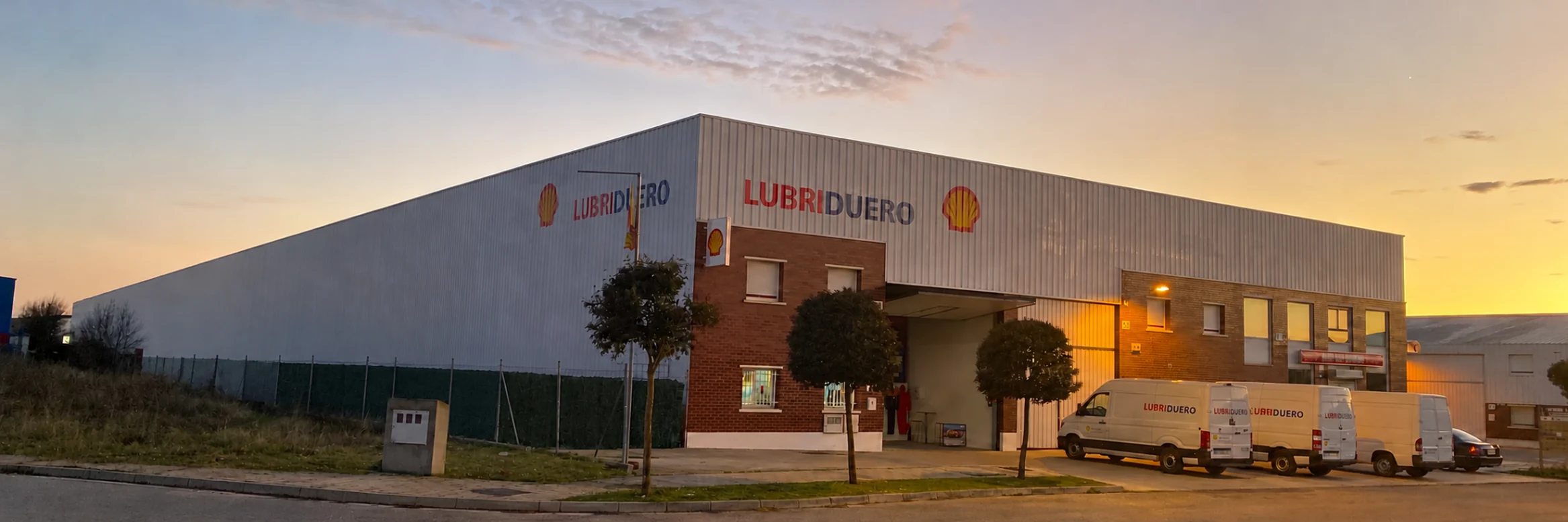 Instalaciones y vehículos de Lubriduero